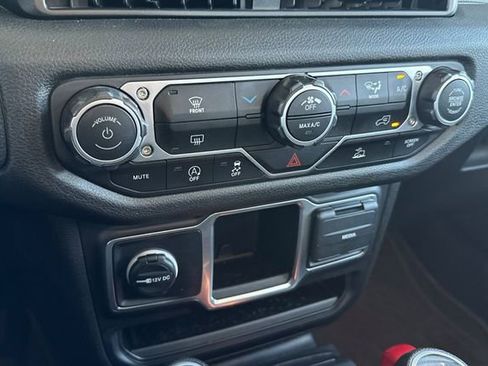 Certified 2024 Jeep Wrangler Unlimited Sport AWD/4WD image 20