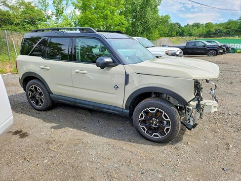 Used 2025 Ford Bronco Sport Outer Banks w/ Outer Banks Tech Package+ AWD/4WD image 1