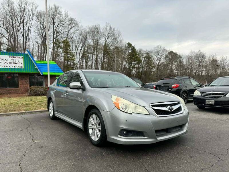 Used 2011 Subaru Legacy 2.5i Premium w/ Popular Equipment Group 2C AWD/4WD image 3
