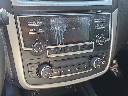 Used 2016 Nissan Altima 2.5 SV w/ Convenience Package FWD image 21