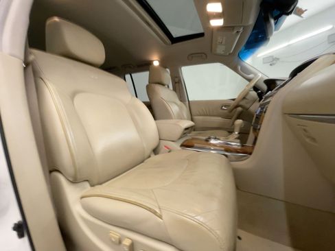 Used 2011 INFINITI QX56 4WD w/ Theater Pkg image 31