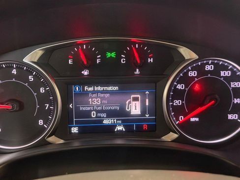Used 2024 GMC Terrain SLE AWD/4WD image 18