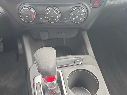 Used 2024 Chevrolet Trax RS w/ Driver Confidence Package FWD image 19
