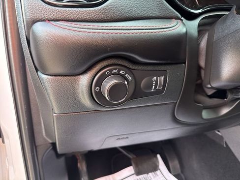 Used 2023 Dodge Durango GT RWD image 30