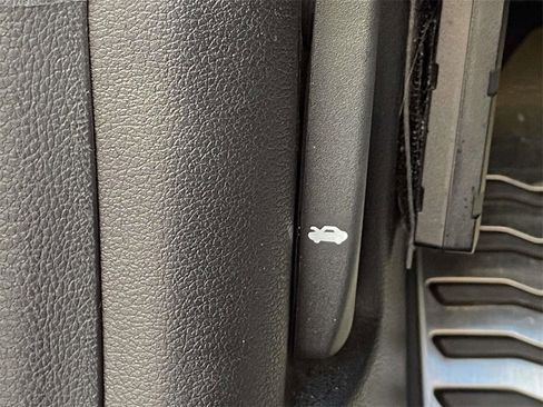 Used 2020 Hyundai Veloster N w/ Performance Package image 31