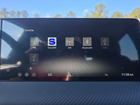 New 2026 Nissan Kicks SR FWD image 24