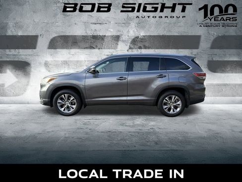 Used 2015 Toyota Highlander XLE image 4