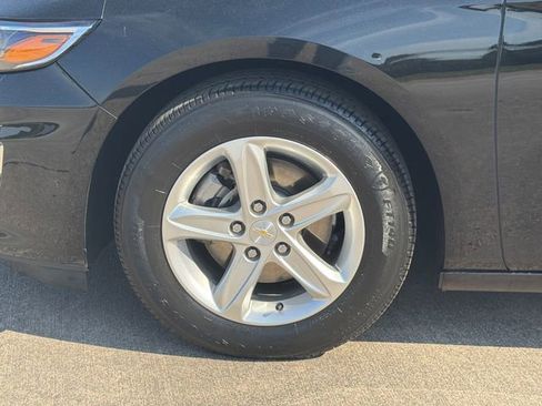 Used 2023 Chevrolet Malibu LS FWD image 11