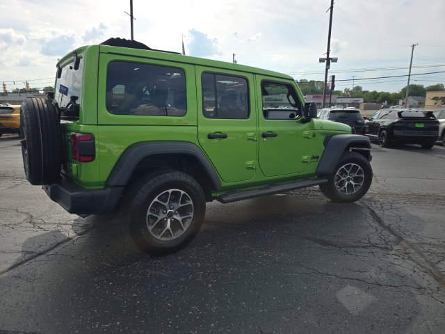 Used 2025 Jeep Wrangler Unlimited Sport AWD/4WD image 8