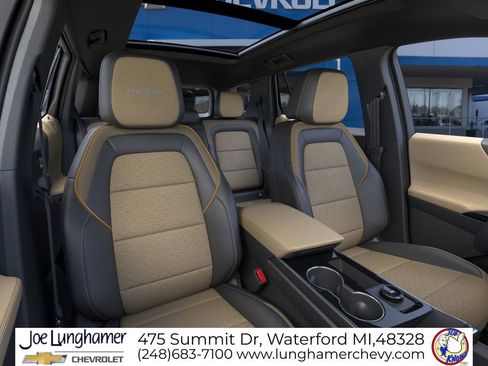 New 2026 Chevrolet Equinox ACTIV w/ Convenience Package III AWD/4WD image 16