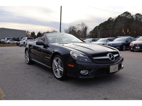 Used 2009 Mercedes-Benz SL 550 image 8