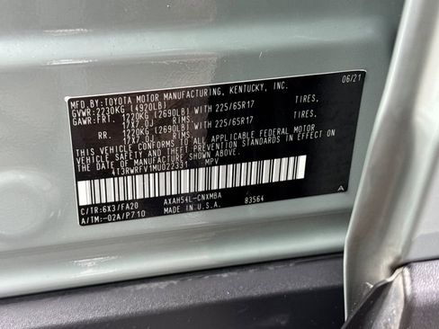 Certified 2021 Toyota RAV4 XLE w/ Convenience Package AWD/4WD image 29