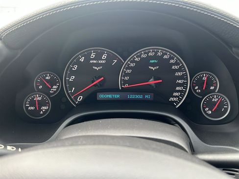 Used 2008 Chevrolet Corvette Coupe w/ Preferred Equipment Group RWD image 5