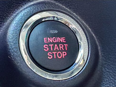 Certified 2025 Subaru Ascent Bronze Edition w/ Onyx Package image 37