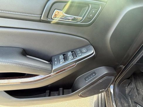 Used 2019 GMC Yukon XL SLT w/ Open Road Package image 29