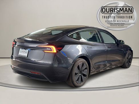 Used 2025 Tesla Model 3 Long Range image 8