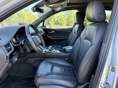 Used 2018 Audi Q7 3.0T Premium image 33