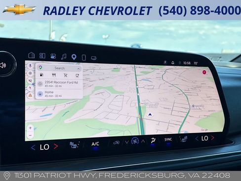Used 2025 Chevrolet Tahoe Z71 w/ Sun And Tow Package AWD/4WD image 9