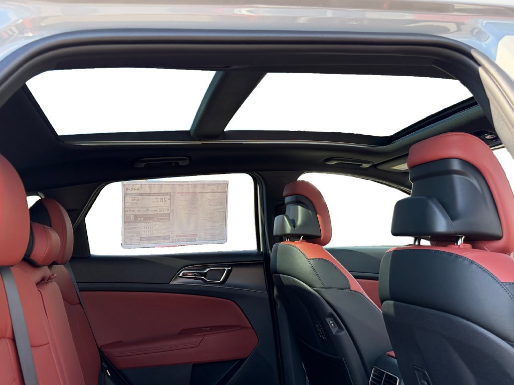 New 2027 Kia Sportage SX FWD image 5