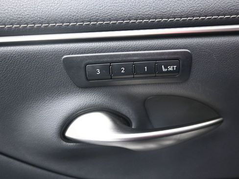 Used 2019 Lexus ES 350 w/ Premium Package FWD image 19