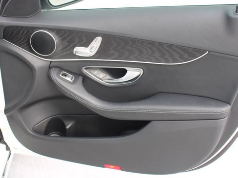 Used 2017 Mercedes-Benz C 300 Sedan image 18