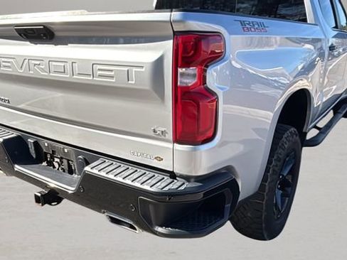 Used 2022 Chevrolet Silverado 1500 LT Trail Boss w/ LT Trail Boss Premium Package image 32