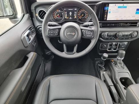 New 2026 Jeep Gladiator Sport AWD/4WD image 30