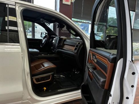 Used 2020 RAM 1500 Limited AWD/4WD image 32