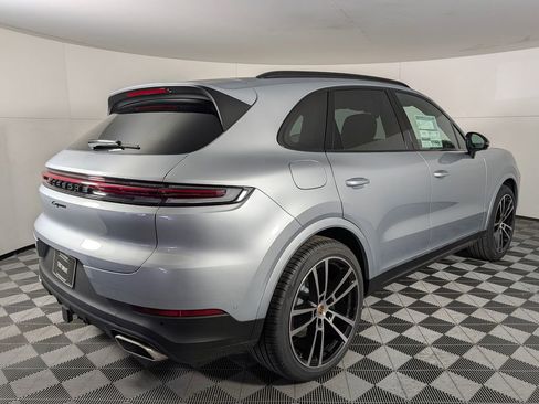 New 2026 Porsche Cayenne image 7