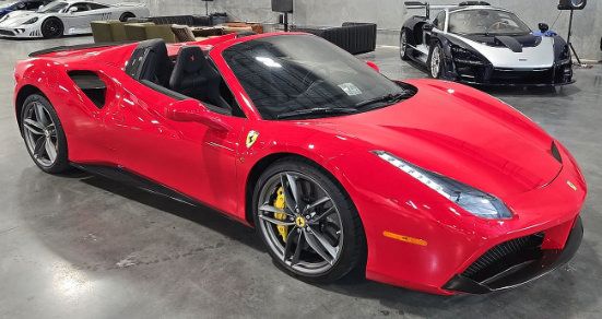 Used 2018 Ferrari 488 Spider RWD image 3