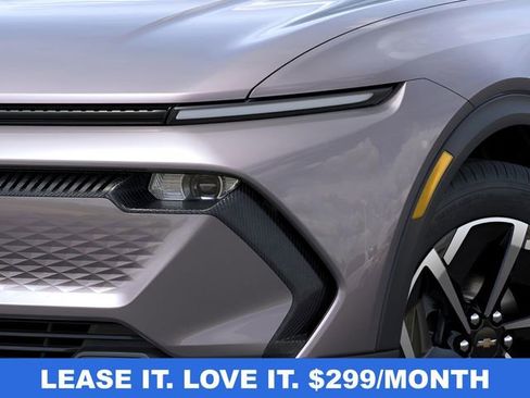 New 2026 Chevrolet Equinox EV LT image 9