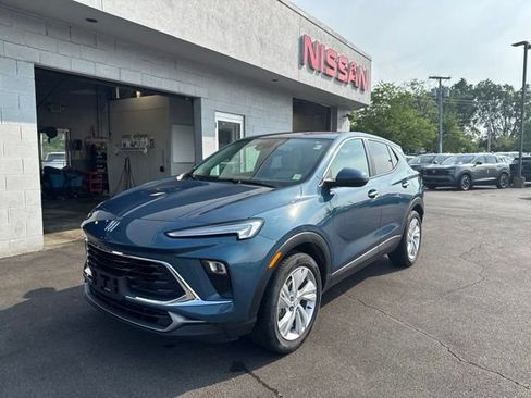 Used 2024 Buick Encore GX Preferred w/ Comfort Package FWD image 5