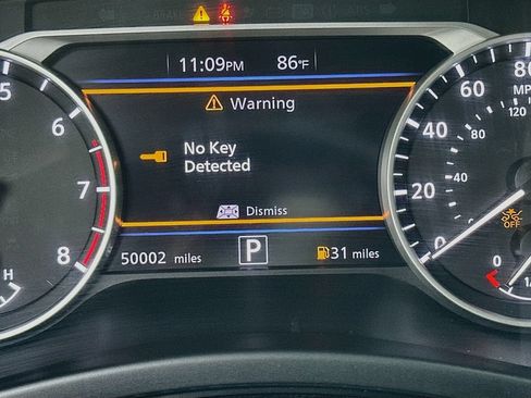 Used 2021 Nissan Sentra SV w/ SV Premium Package FWD image 12