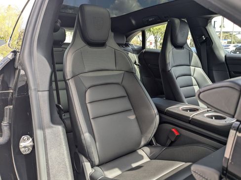 New 2024 Porsche Taycan 4S AWD/4WD image 23