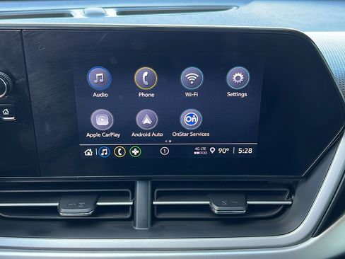 Certified 2024 Chevrolet Trax RS w/ Driver Confidence Package FWD image 21