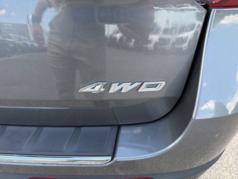 Used 2024 Ford Explorer Limited w/ Limited Technology Package AWD/4WD image 16