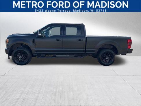 Used 2022 Ford F250 Lariat w/ Black Appearance Pkg AWD/4WD image 4