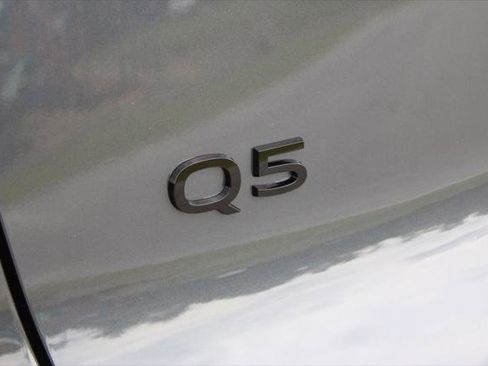 Certified 2025 Audi Q5 Premium Plus w/ Premium Plus AWD/4WD image 52