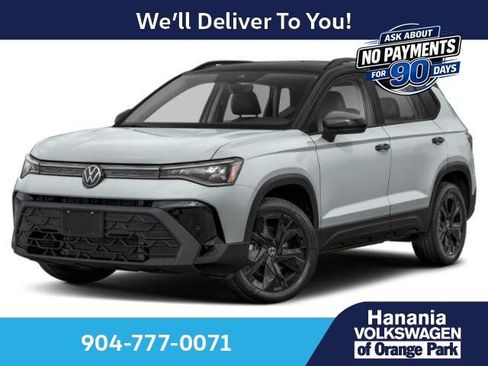 Used 2025 Volkswagen Taos SE FWD image 1