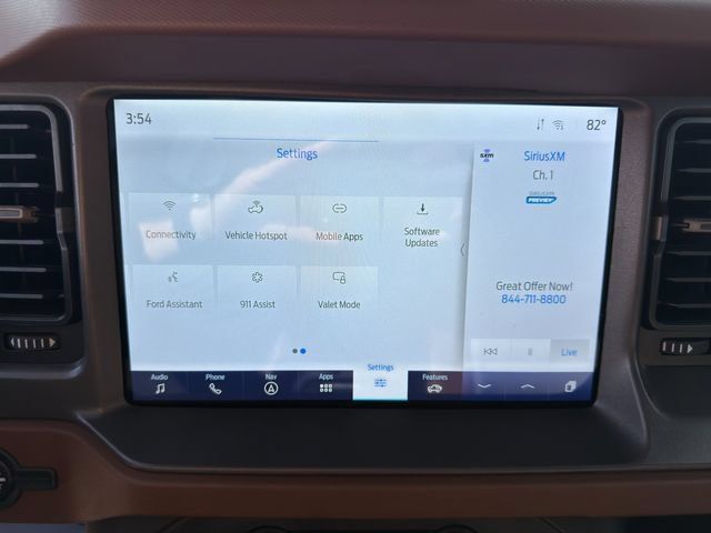Used 2024 Ford Bronco Outer Banks AWD/4WD image 25