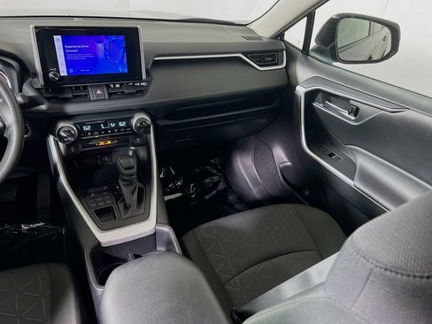 Certified 2025 Toyota RAV4 XLE AWD/4WD image 20
