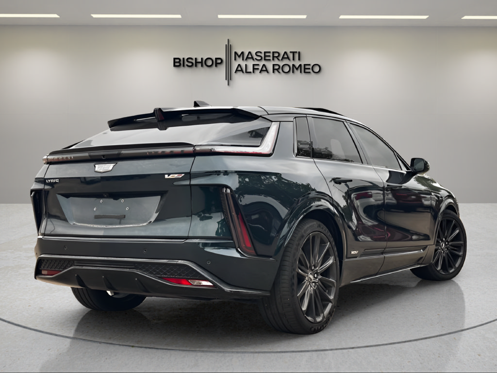 Used 2026 Cadillac Lyriq V AWD/4WD image 4