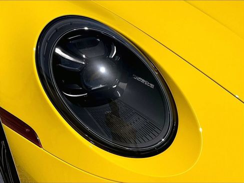 Certified 2024 Porsche 911 Carrera GTS RWD image 12