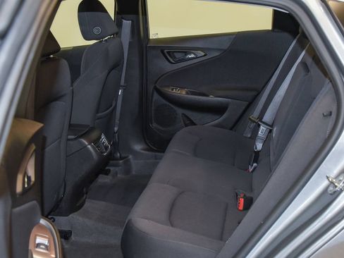 Used 2023 Chevrolet Malibu LT FWD image 18