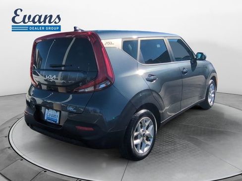 Used 2022 Kia Soul LX w/ Technology Package FWD image 7
