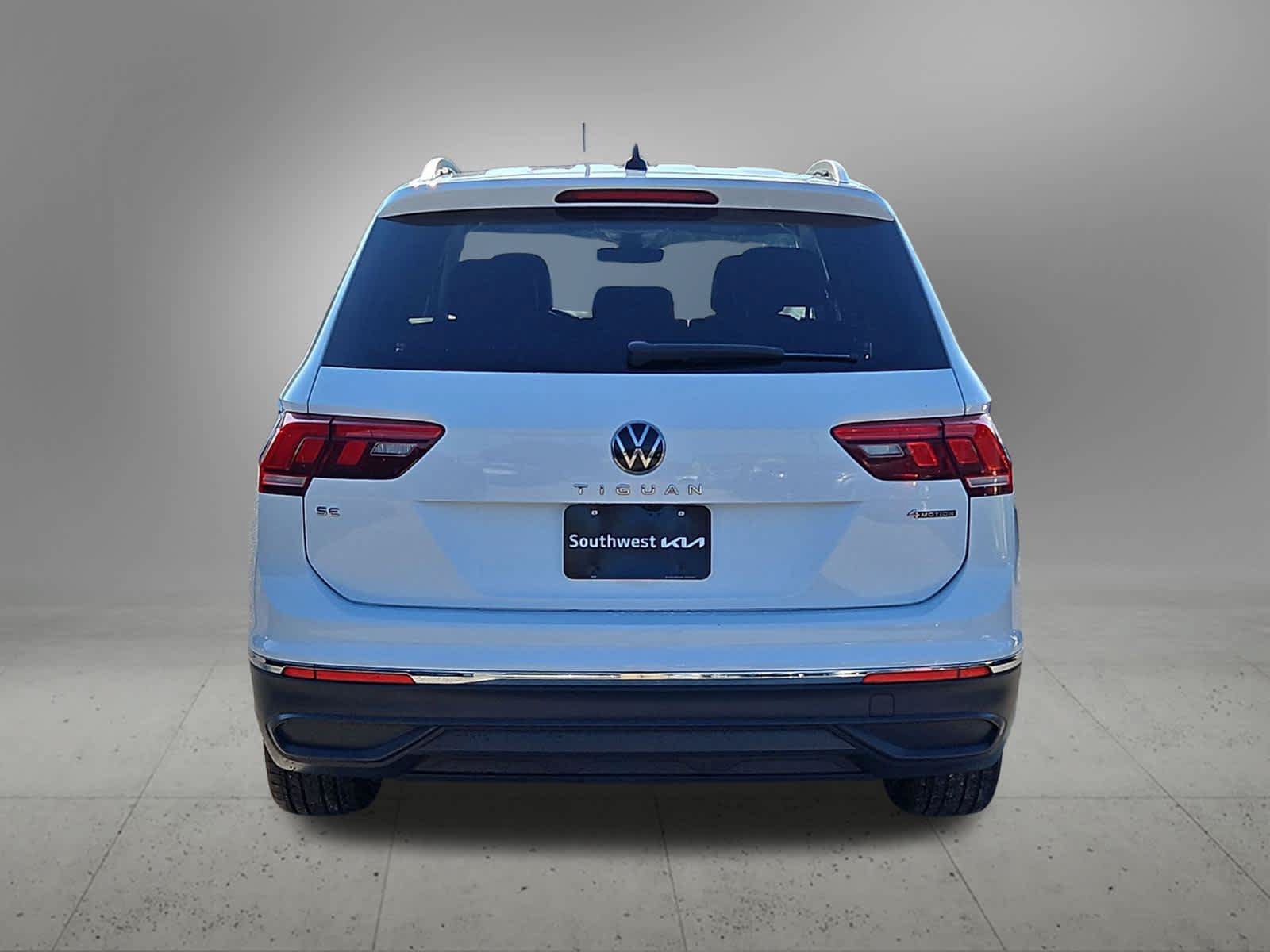 Used 2024 Volkswagen Tiguan SE AWD/4WD image 6