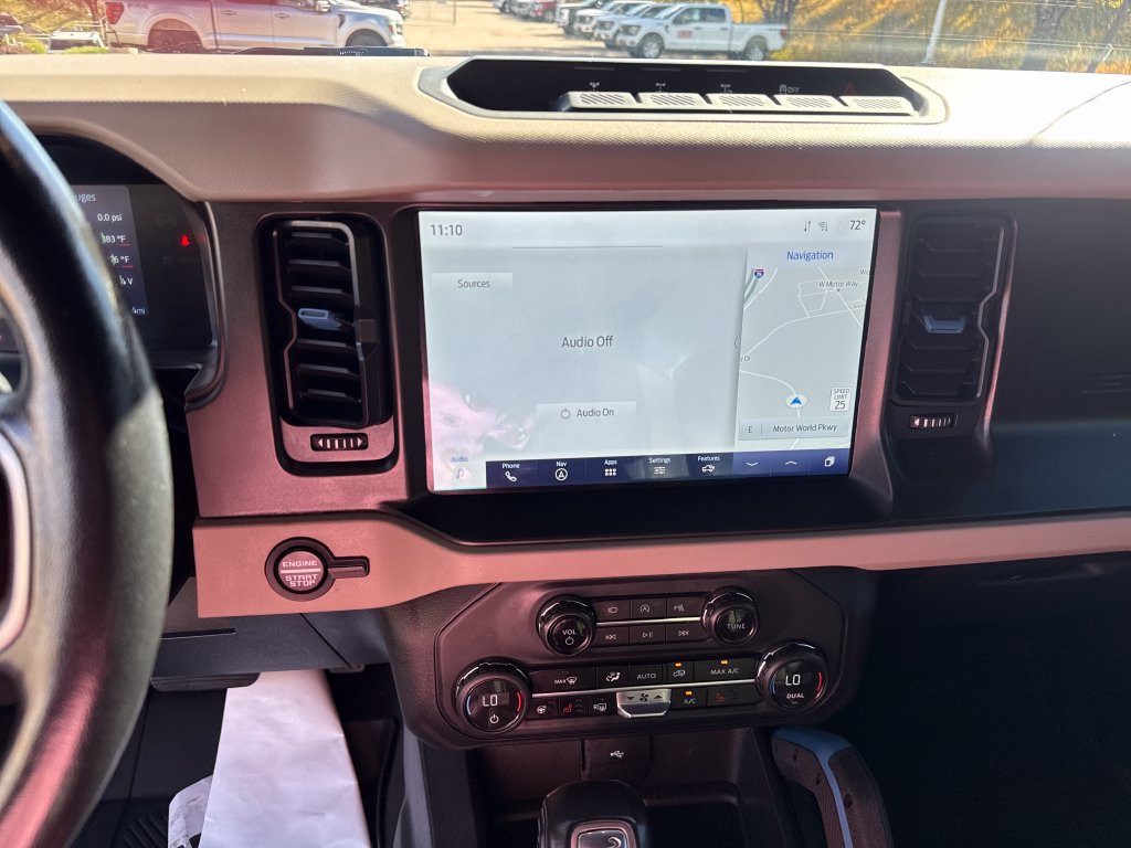 Used 2023 Ford Bronco Wildtrak AWD/4WD image 16