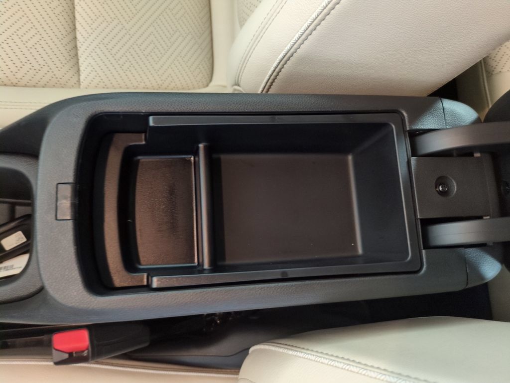 Used 2021 Buick Encore GX Essence AWD/4WD image 27
