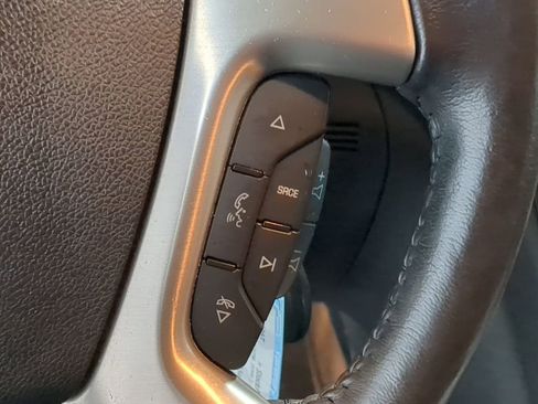 Used 2015 GMC Acadia Denali image 41