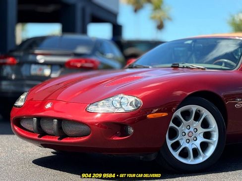 Used 1997 Jaguar XK8 Convertible RWD image 2